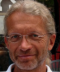 Thomas Kühne headshot