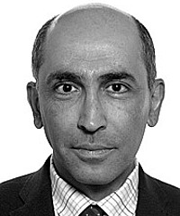 Mehrdad Fallahzadeh headshot