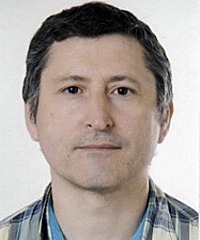 Ildar Garipzanov headshot