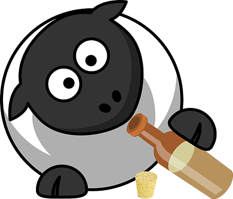 Animal-Drink-Bottle-Sheep-Drinking-158246.png